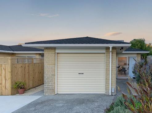 18A Anthony Grove, Paraparaumu Beach