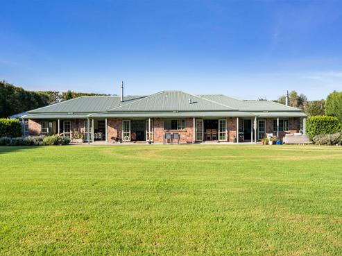 42 Snooks Road, Maungatapere