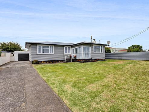 12 Bone Crescent, Hawera