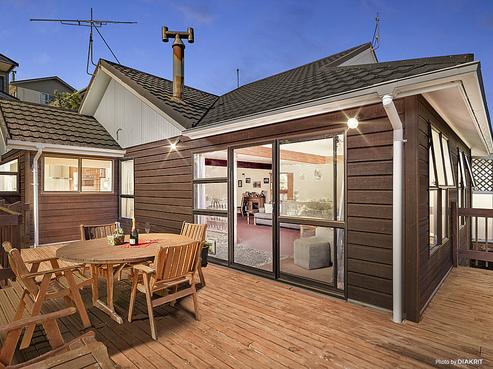 236 Buckley Road, Southgate