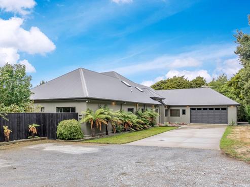 16 Grant Road, Otatara