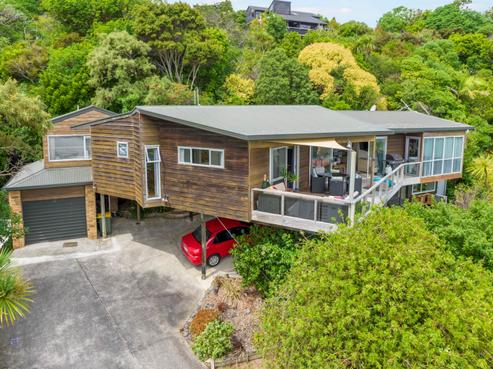 28 Zita Avenue, Matakatia