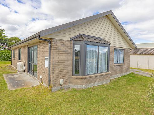 12 Seafront Road, Castlecliff