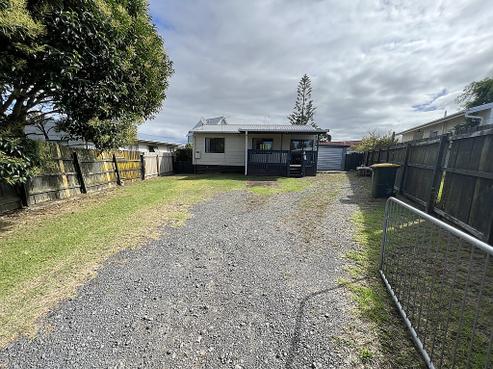 32A Maplesden Drive, Clendon Park