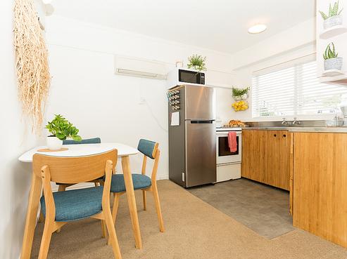 2/19 Britannia Street, Petone