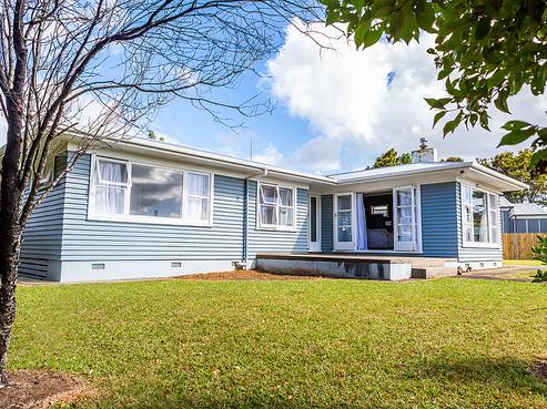 36 State Highway 1, Awanui