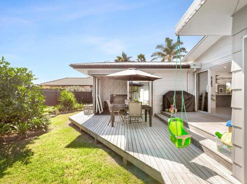 46 Doment Crescent, Orewa