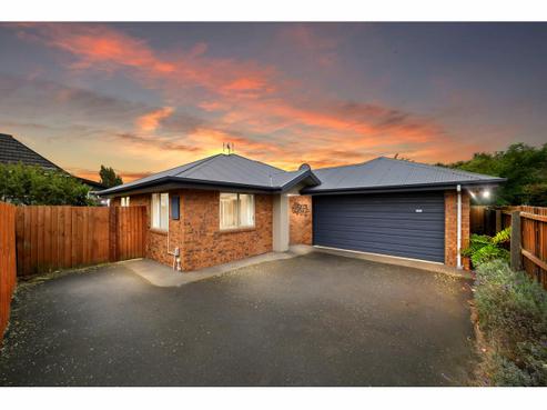 99 Huxley Street, Sydenham