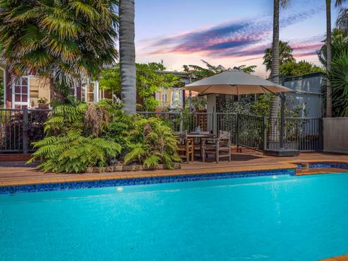 17 Sunkist Bay Road, Beachlands