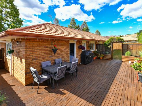 6 Emmerdale Avenue, Papakura