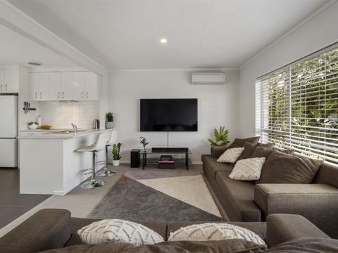 1/7 Addison Drive, Glendene