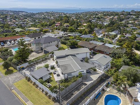 138 Arran Road, Browns Bay
