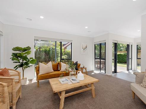 3 Badminton Court, Huntington
