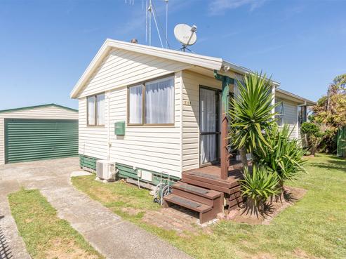 213B Tuhikaramea Road, Dinsdale