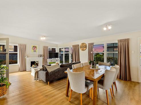 191 Te Atatu Road, Te Atatu South
