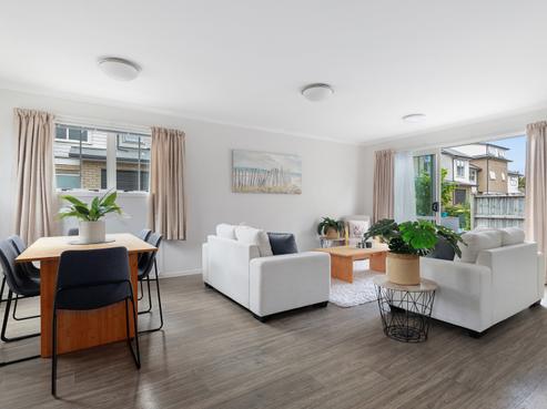 18 Chiefs Court, Hamilton East