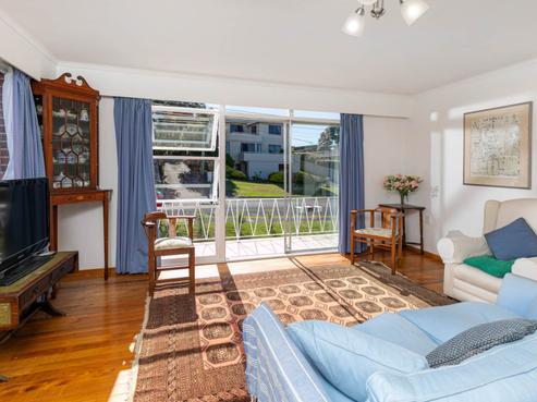 4/2 Scarboro Terrace, Murrays Bay