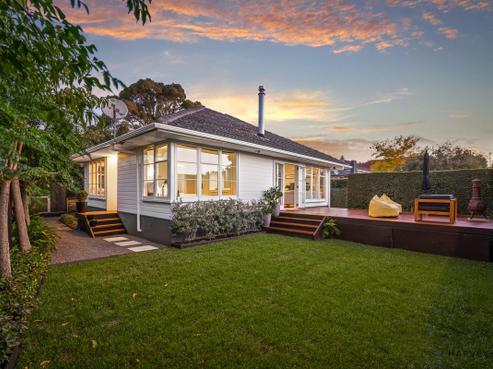 17B Brookfield Road, Te Atatu Peninsula