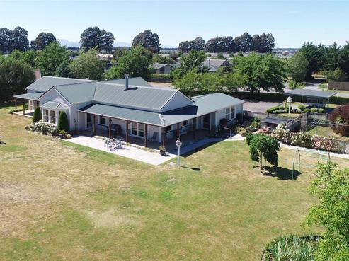 16 Oak Tree Lane, Rolleston