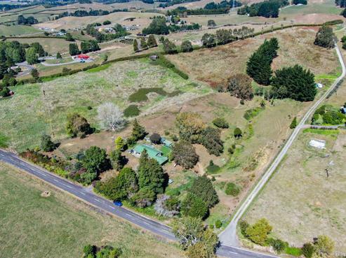 69 Dickey Flat Road, Waikino