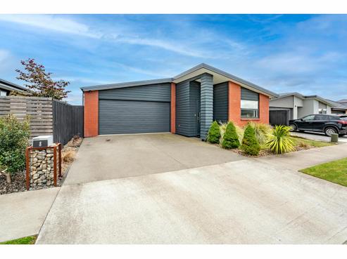 8 Cleland Crescent, Kaiapoi