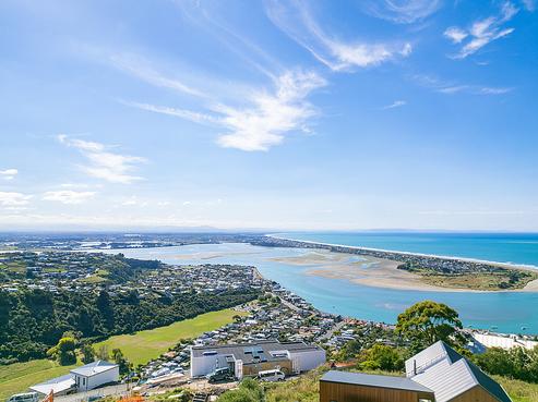 12 Galilee Lane, Clifton