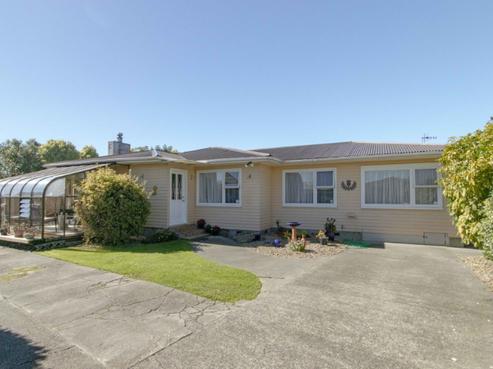 28 Mcgregor Avenue, Pirimai