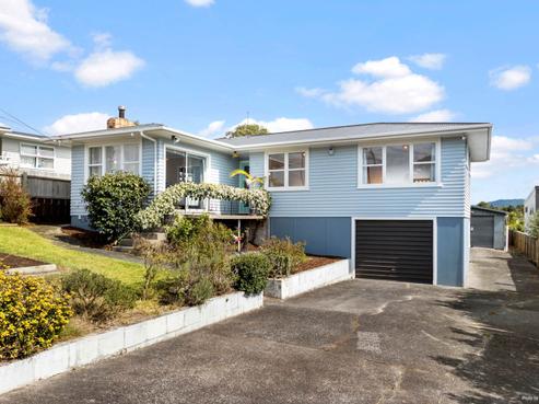 87 Awaroa Road, Sunnyvale