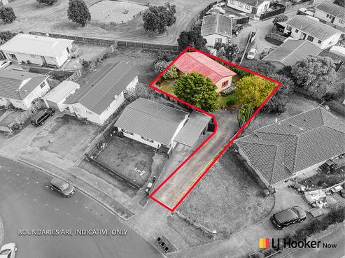 2/12 De Bloge Place, Clendon Park