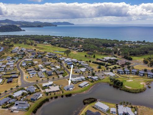 113 Harbour Drive, Matarangi
