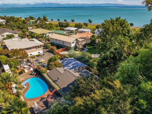 7 Brooklands Road, Atawhai