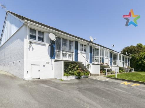 1/300 Karori Road, Karori
