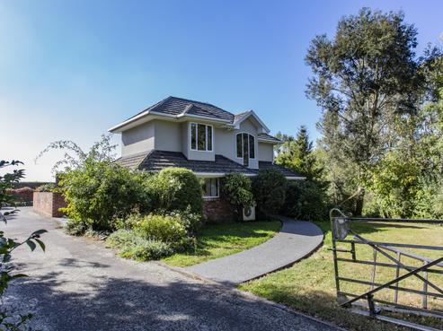 735 Lower Sefton Road, Sefton