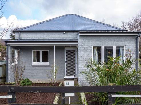 44 Waite Street, Featherston