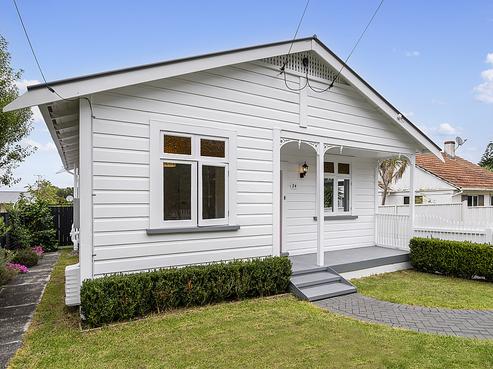 24 Alberta Street, Point Chevalier