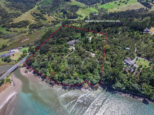 605 Hibiscus Coast Highway, Waiwera