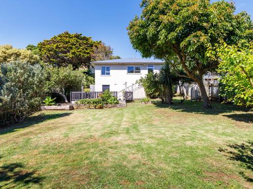 88 South Road, Blagdon