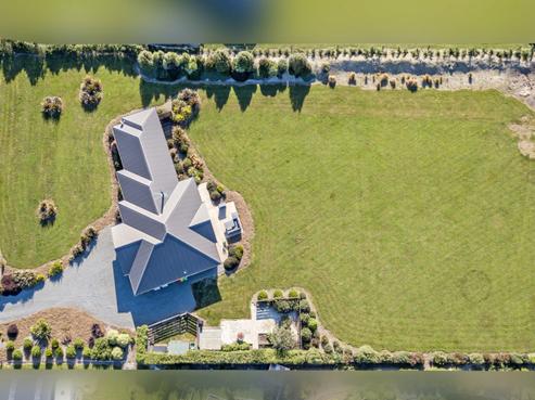 36 Whitcombe Place, Darfield
