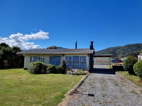 5 Moa Street, Dobson