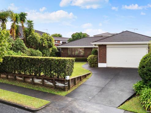 11A Lexington Drive, Botany Downs