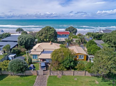 9A Lloyd George Road, Wainui