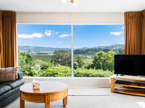 12 Clotworthy Crescent, Onerahi