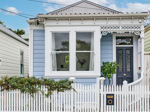 5 Minerva Street, Newtown