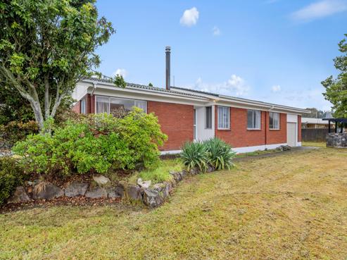 1 Clouston Crescent, Fenton Park