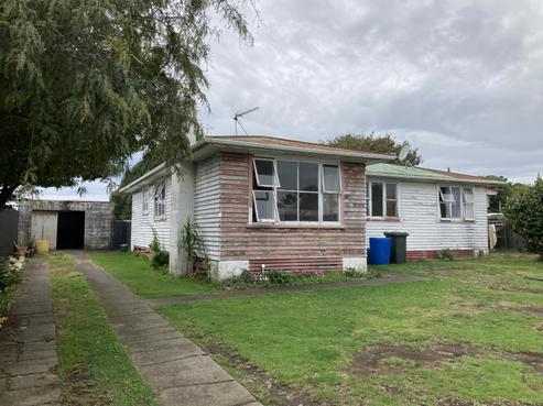 18 Calgher Avenue, Waitara