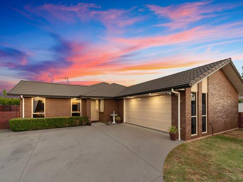 2 Woodridge Drive, Flagstaff