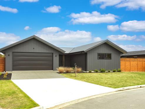 13 Catchpole Place, Woodend