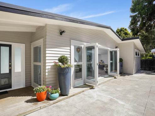 118 Park Hill Road, Birkenhead