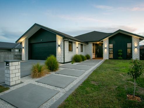 19 West Thompson Street, Leamington
