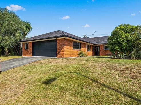6 Soldiers Way, Paraparaumu